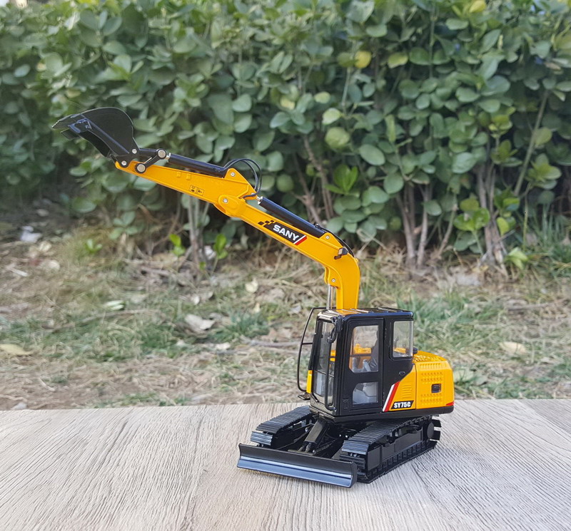 1:35 Sany SY75C-9 Graafmachine - Model Kit Excavator recensie en prijs