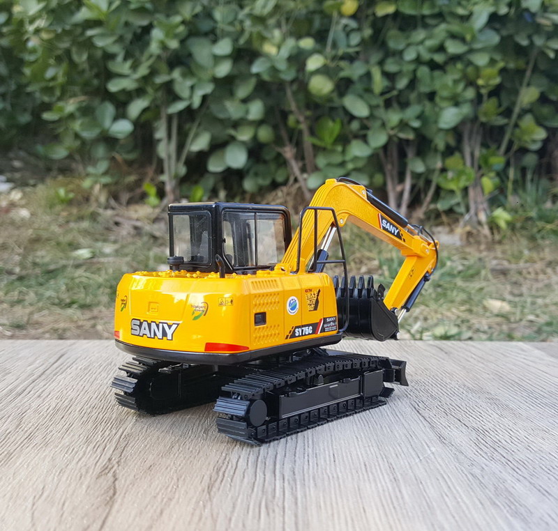 1:35 Sany SY75C-9 Graafmachine - Model Kit Excavator recensie en prijs
