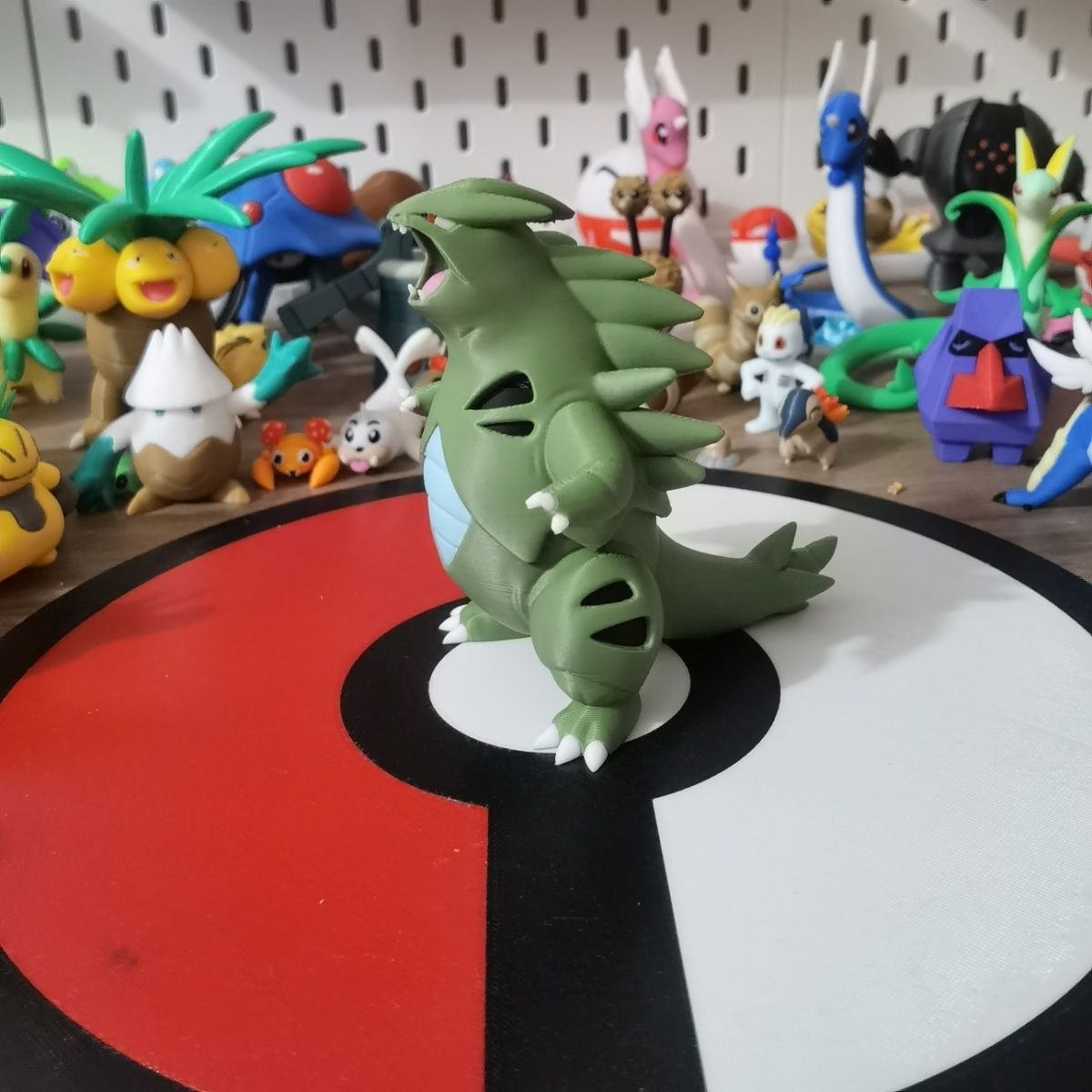 Larvitar Pupitar Tyranitar Meg - Model Kit Digimon recensie en prijs